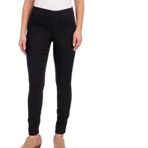 Bandolino Thea Pull on Crop Legging Size 8
